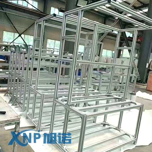 保證鋁型材框架平整度的方法.jpg 保證鋁型材框架平整度的方法.jpg